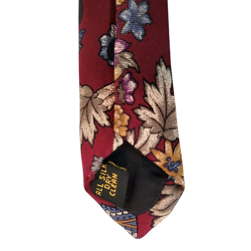 Vintage Walt Disney Silk Tie MICKEY Mouse Red Paisley Floral & Leaves 59